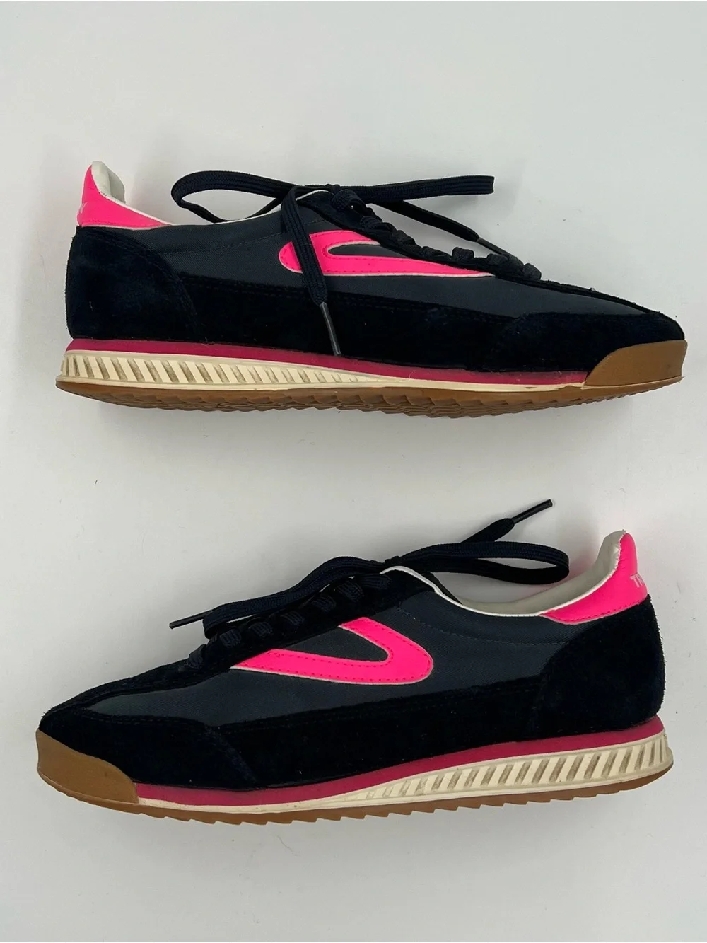 Tretorn Women’s Rawlins 2.0 Suede/Textile Sneakers Navy/Pink 6 Trainers